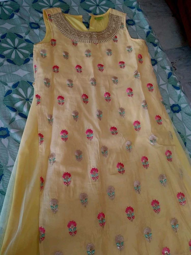 A Yellow Color, Beautiful Dress
