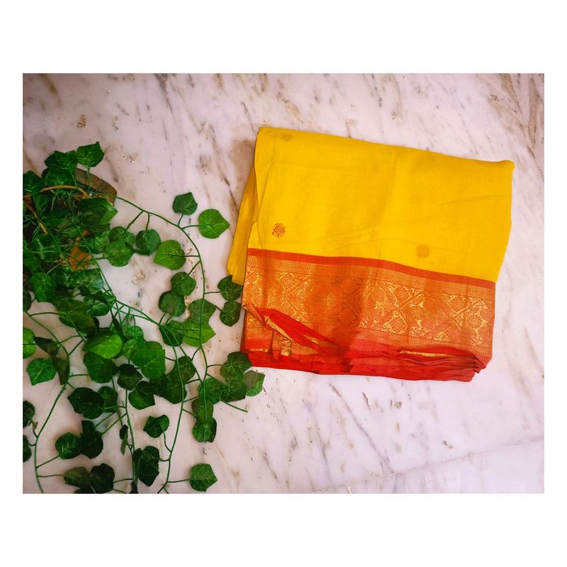 Bengali Yellow Cotton Saree With Red Border with Plain Readymade Blouse