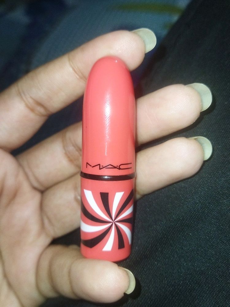 Mac Nude Lipstick💄