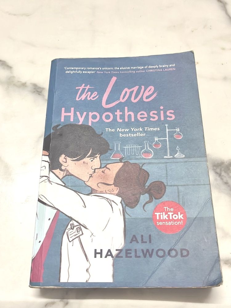 &#34;The Love Hypothesis&#34; by Ali Hazelwood