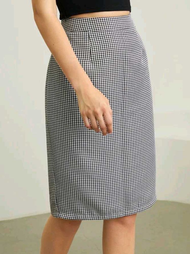 Gangnam checked skirt