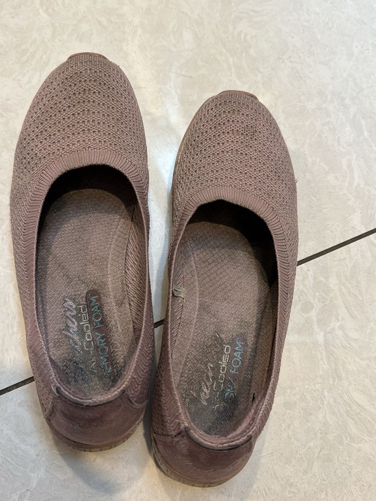 Skechers Causal Shoes With Memory Form