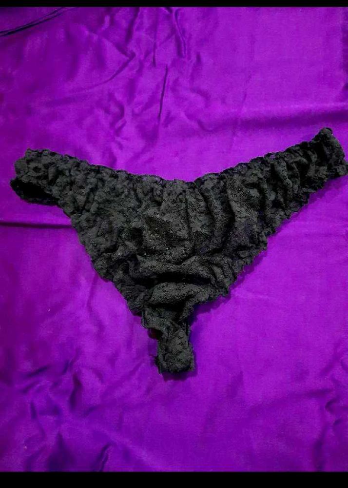 H&amp;M Black Lace Thong