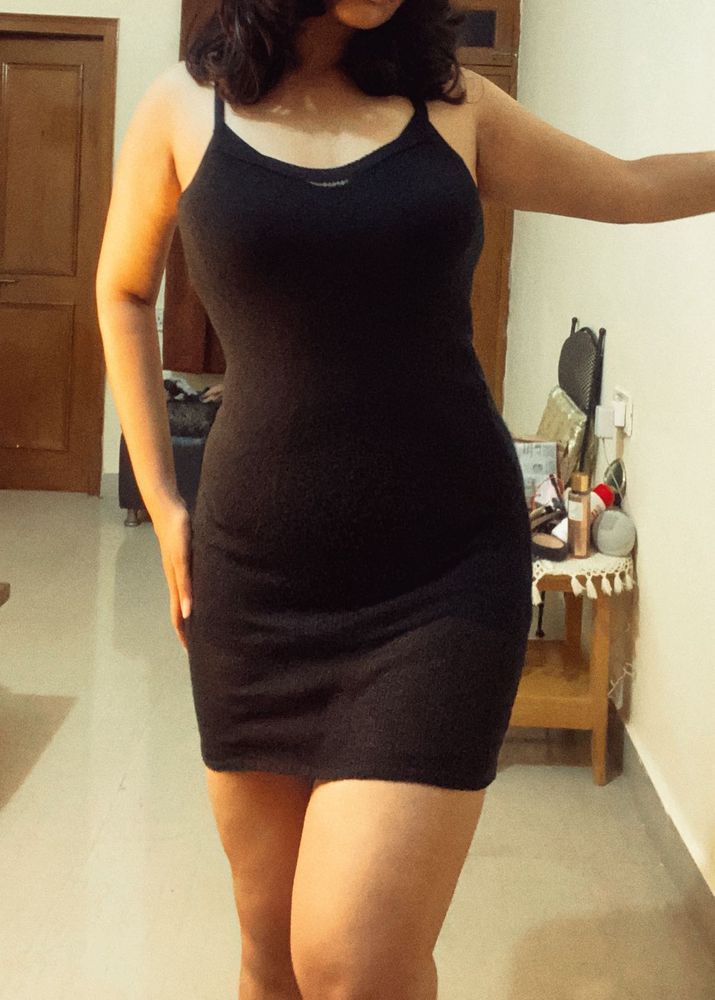 Little Black knit Dress
