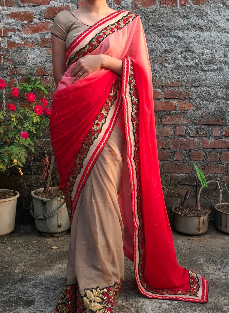 🎊🧿Diwali special Elegant Red &amp; Beige Saree