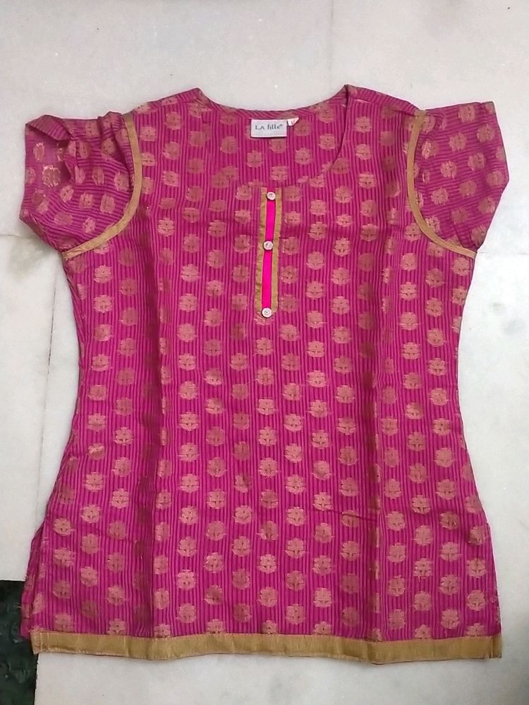Short Kurti