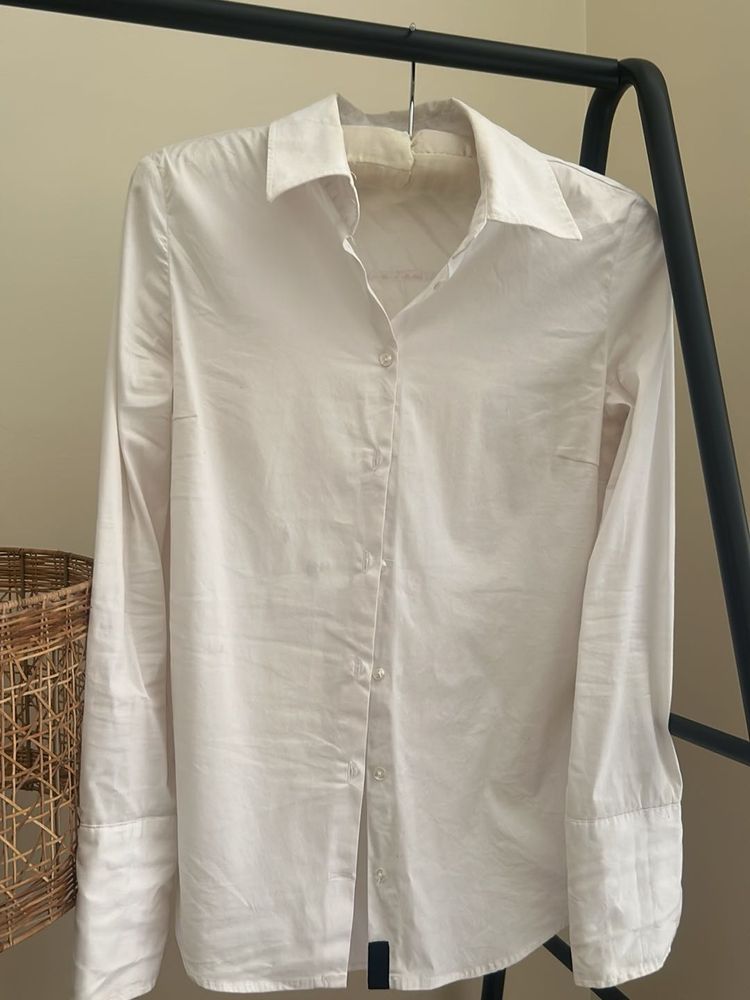 ZARA Classic White Button-Down Shirt WOMEN