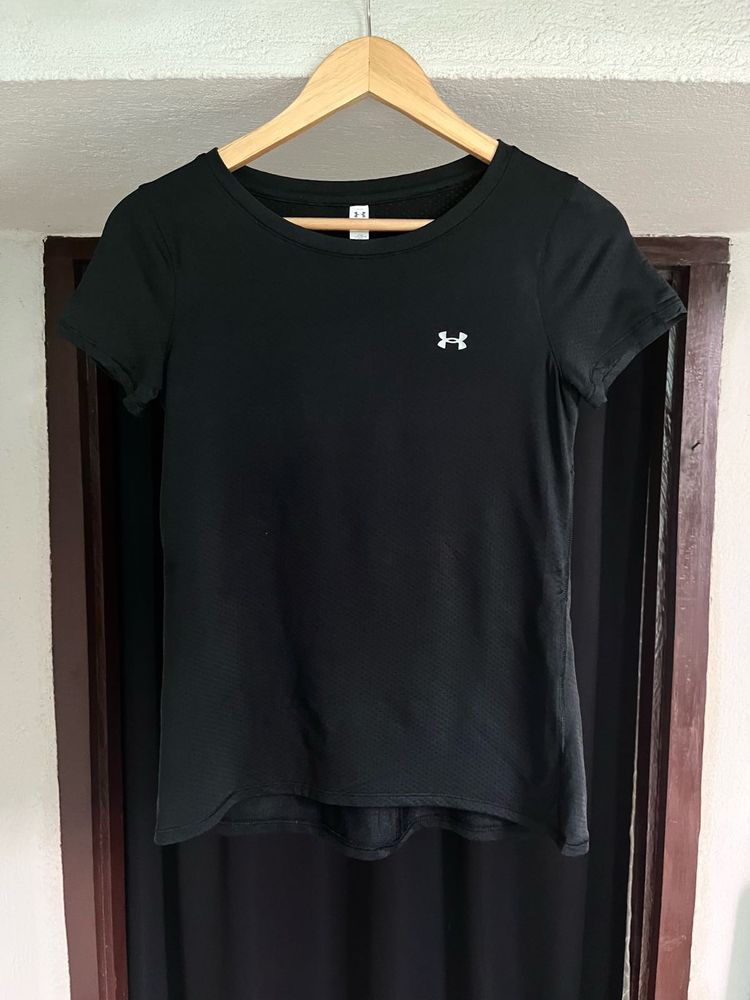 Under Armour Active Wear
