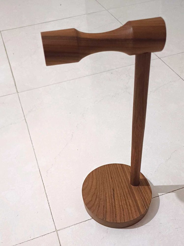 🆕️ Wooden Headphone Stand