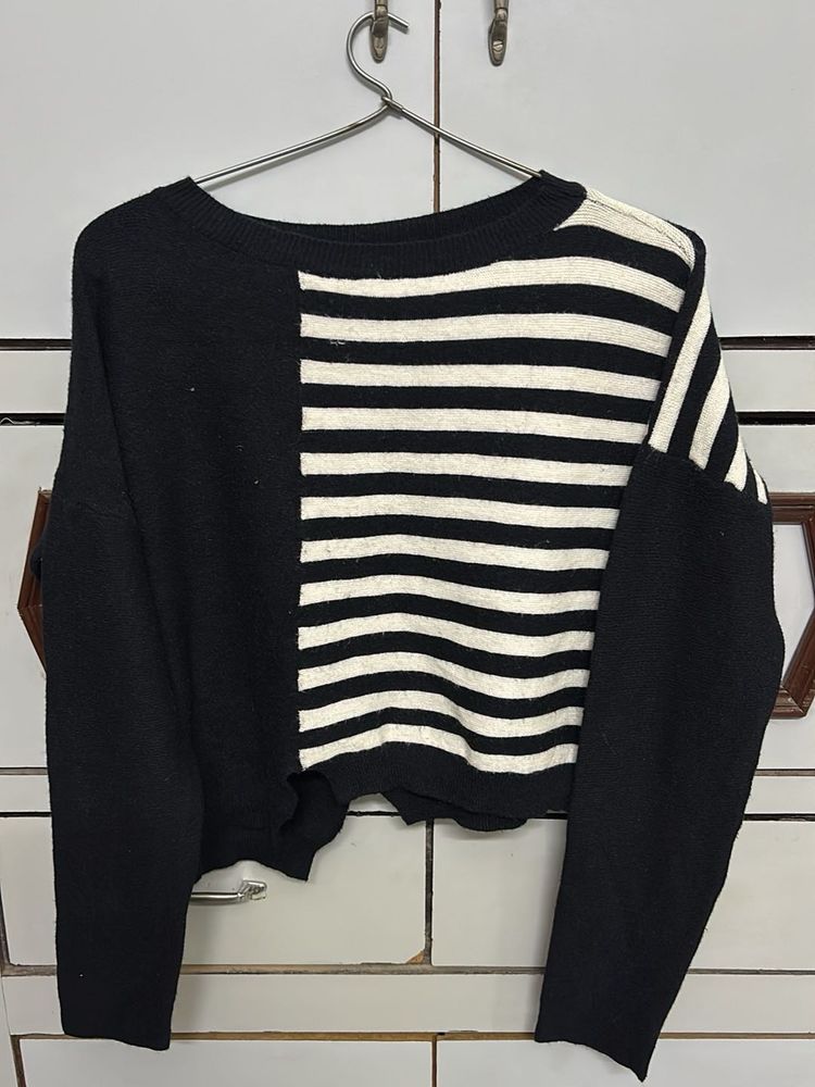 Black &amp; White Striped Cropped Sweater