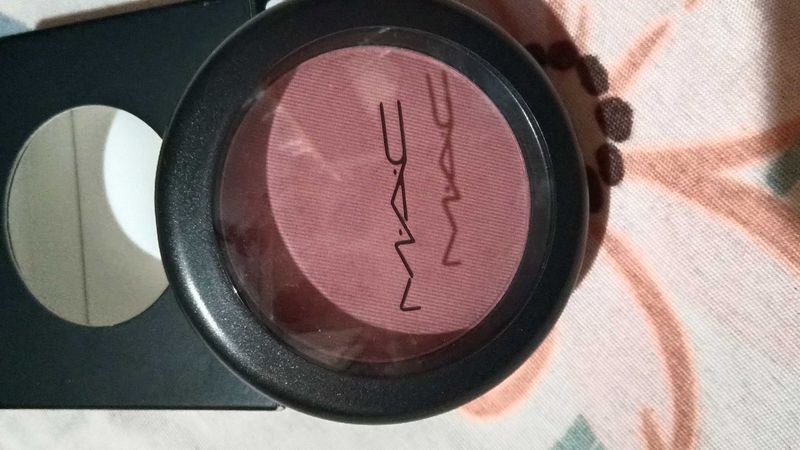 MAC Powder Blush