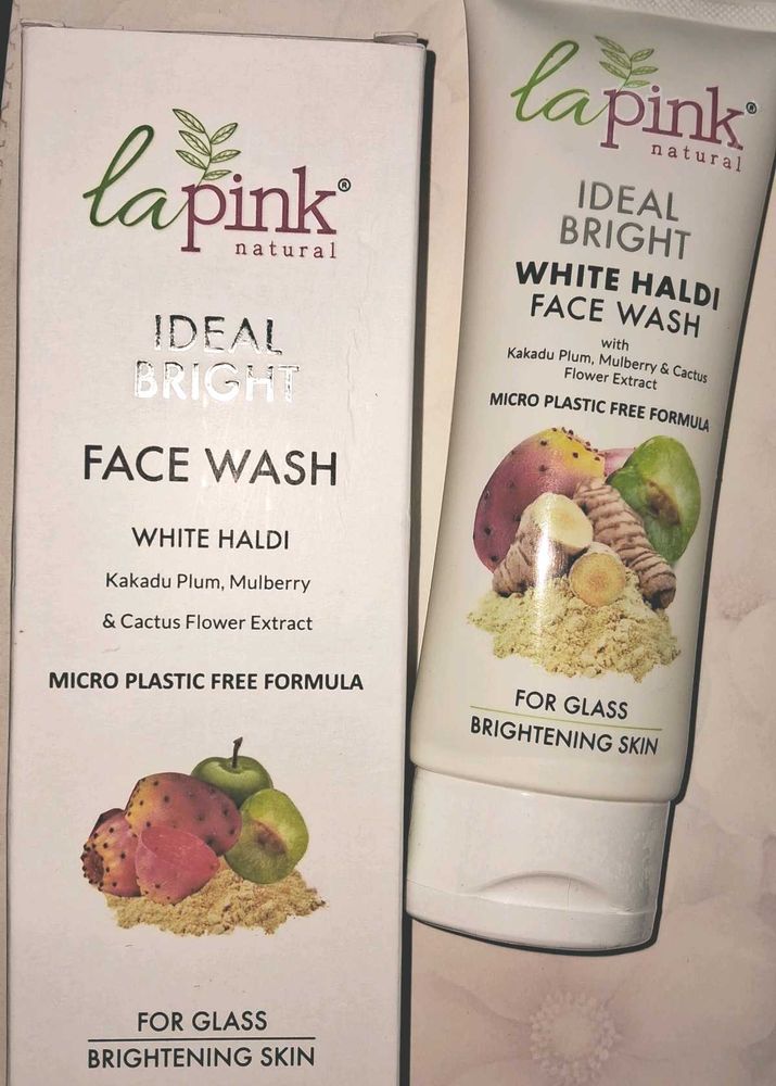 La Pink Ideal Bright Face Wash