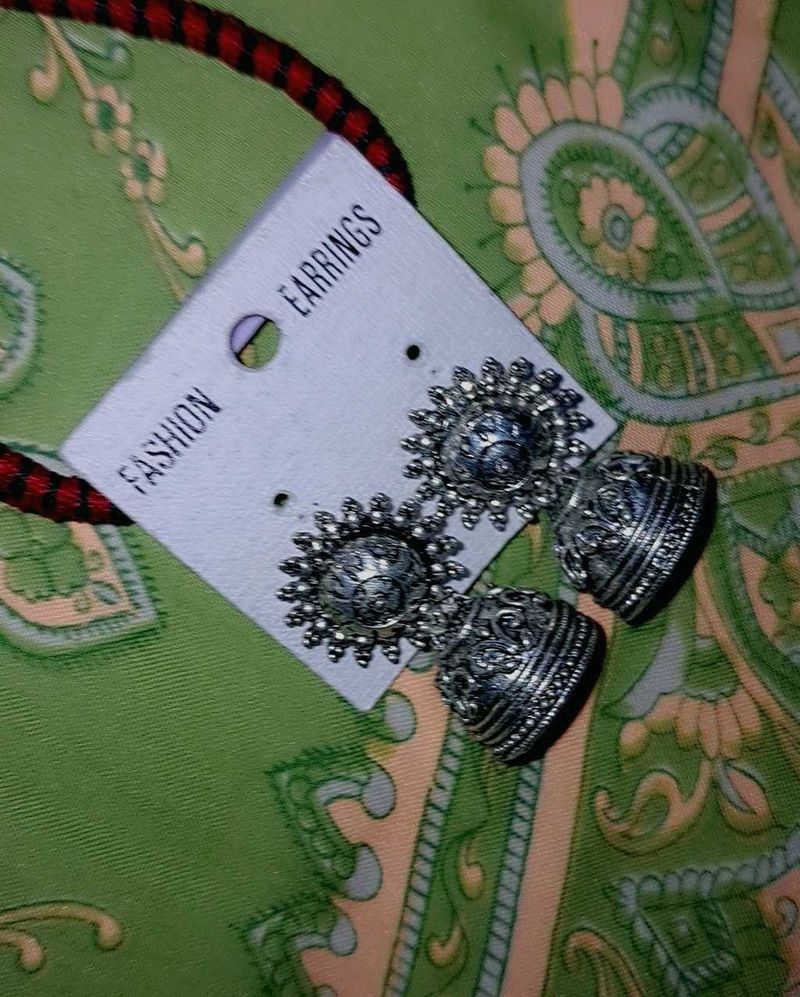 Silver Jhumka Earrings