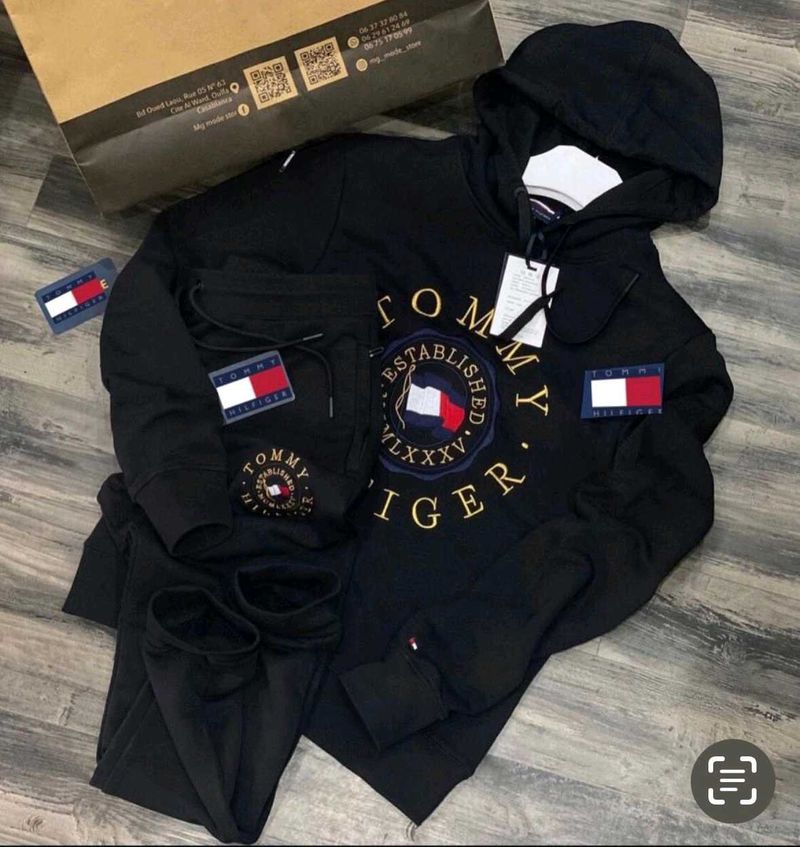 Tommy Hilfiger Hoodie &amp; Pants Set