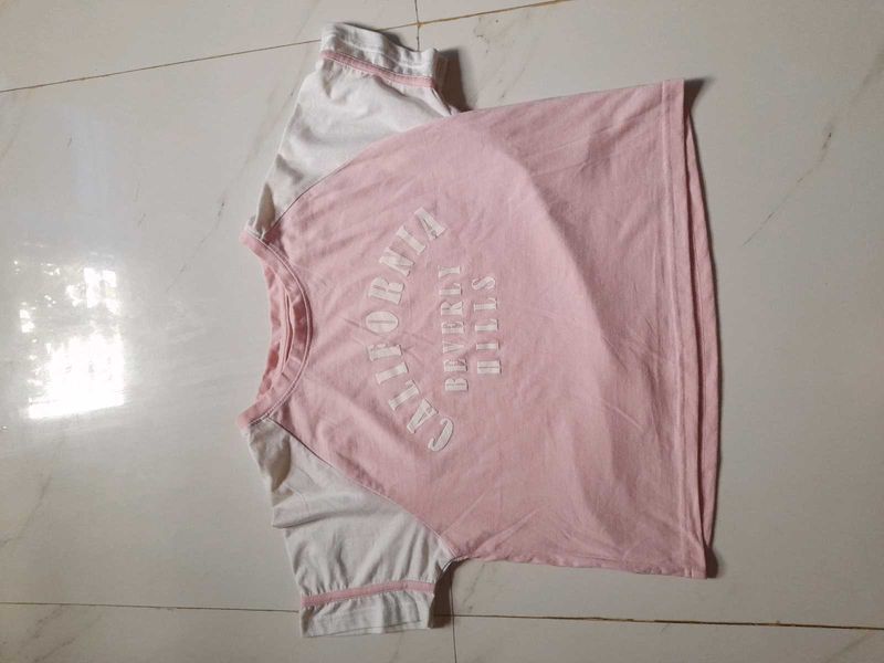 Crop Top For Causal .