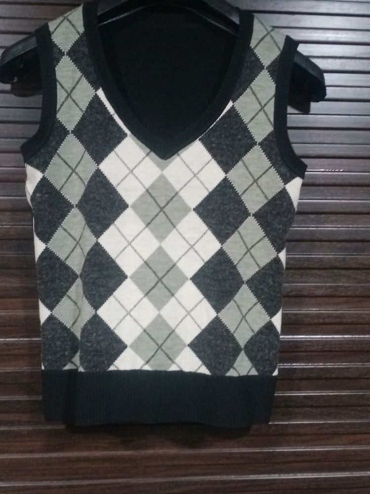 Boys Sleeveless Sweaters