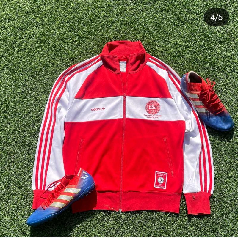 Adidas originals, vintage Denmark track jacketChes