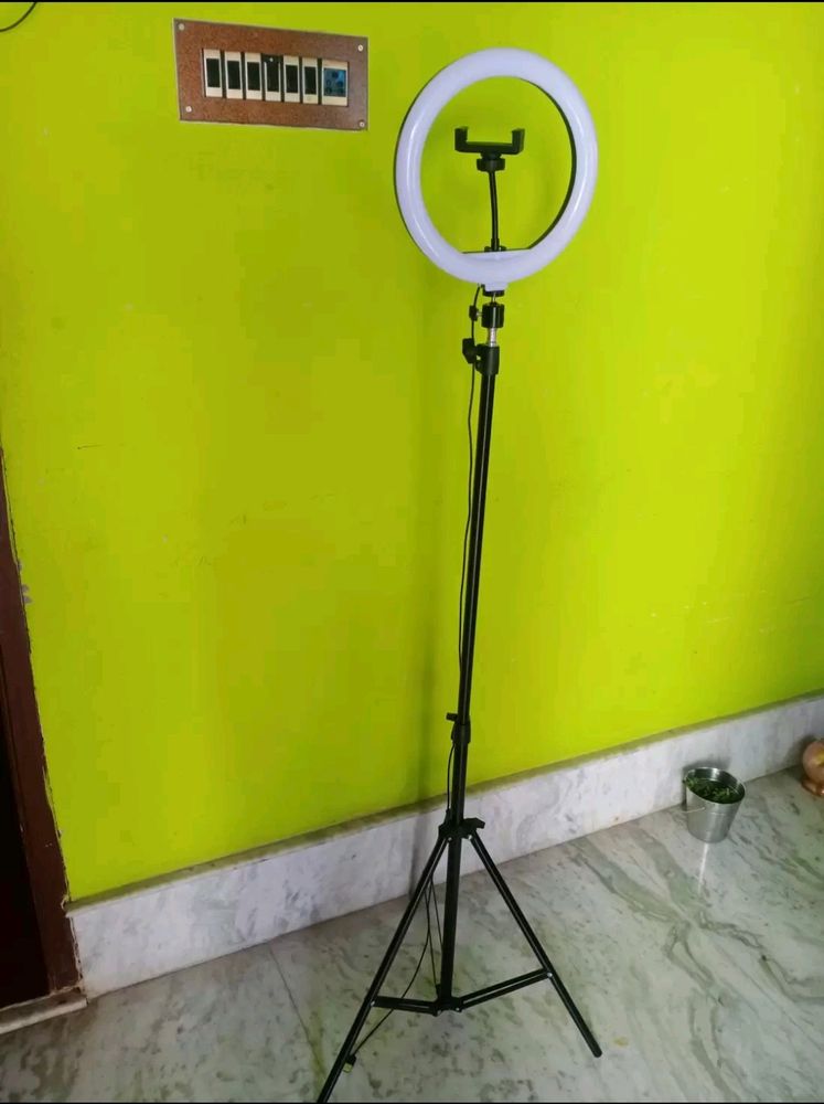 7 Fit  Mobile;Ring Light, Camera Stand All Working