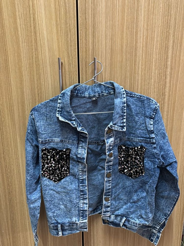 Denim jacket for women