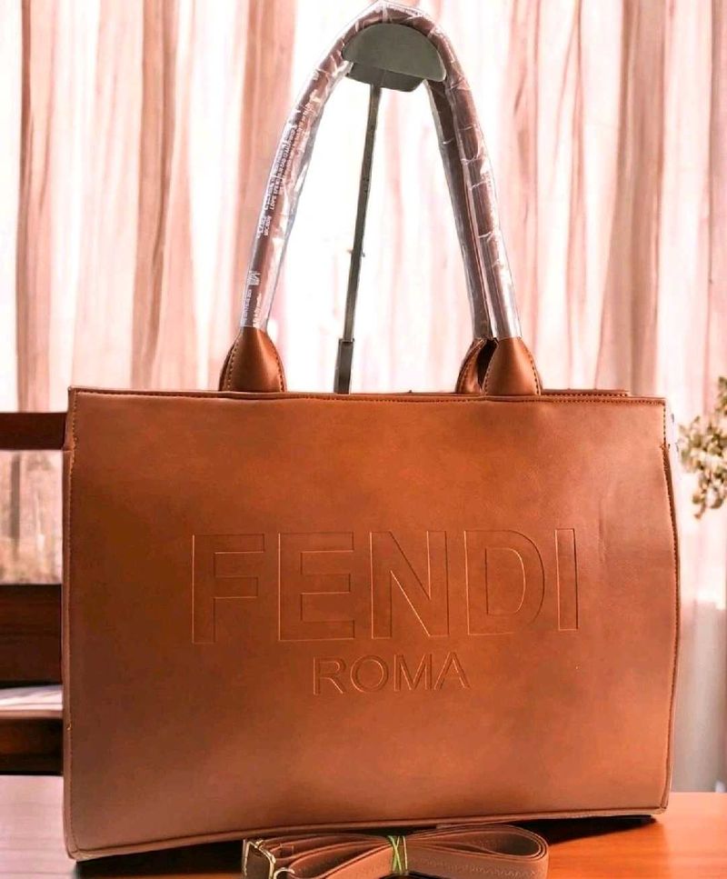 Fendi Roma Handbag 🤎