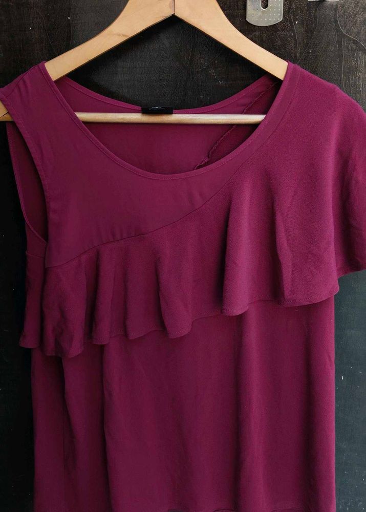 Stylish Ruffle Top