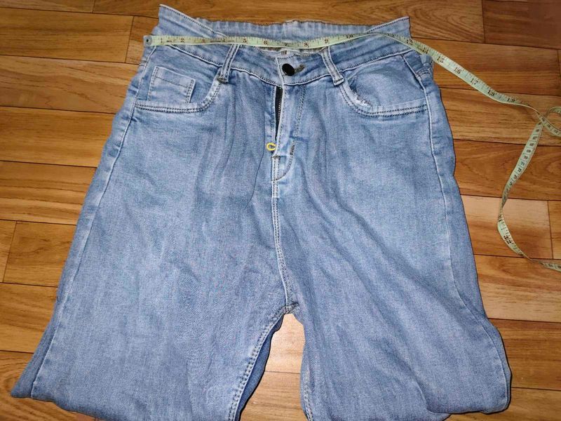 Light Wash Denim Jeans