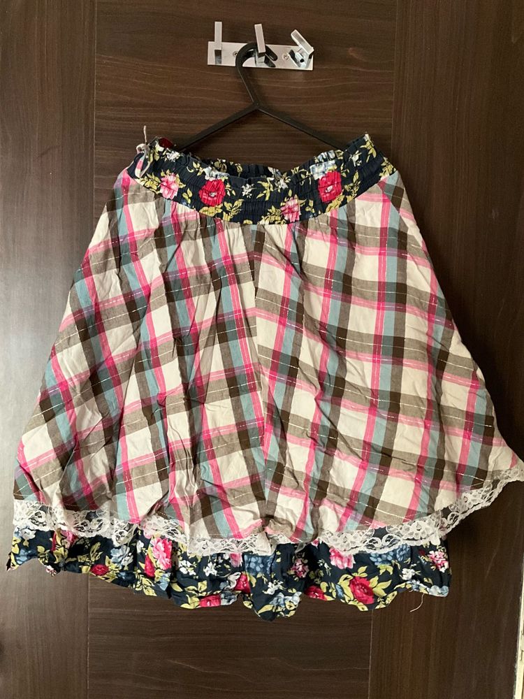 New Floral Plaid Skirt 🩷🤍☀️🥰