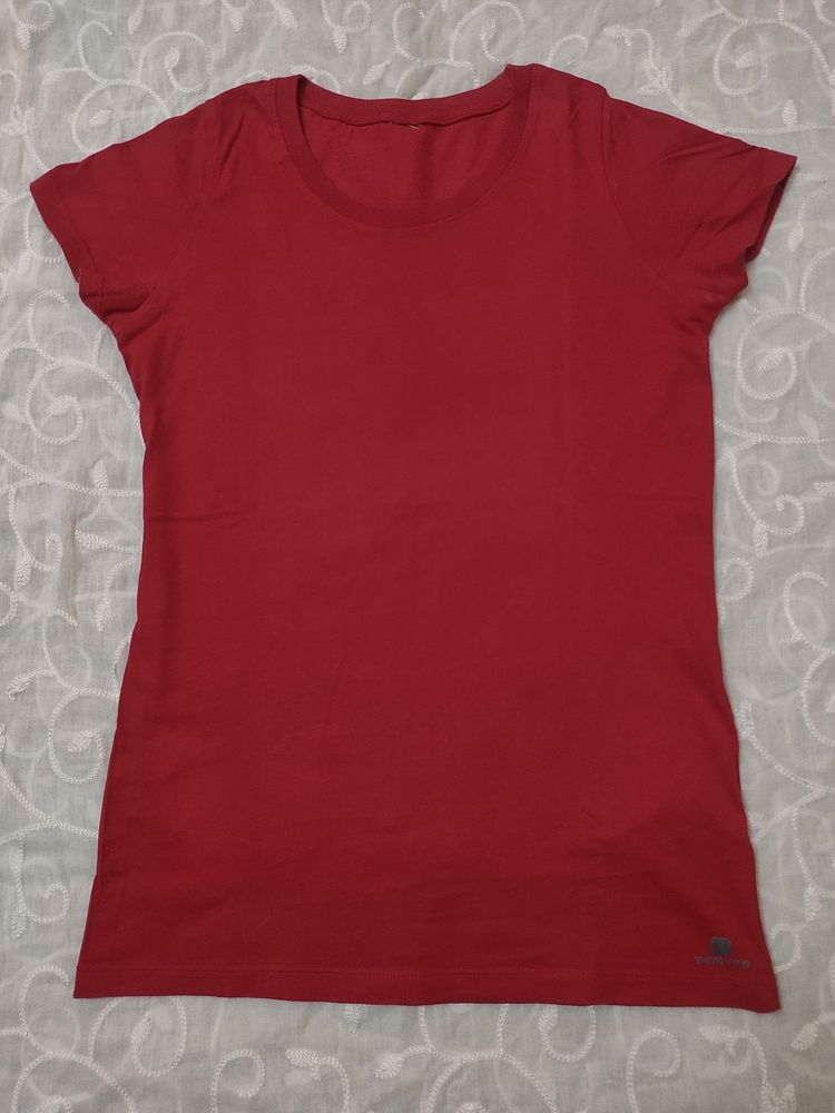 Domyos Red T-shirt Medium/Small Size