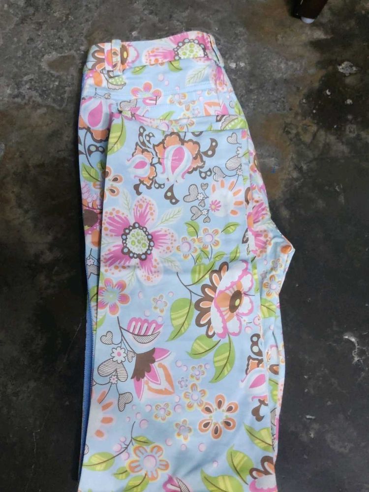Never Worn Y2K Floral Printed Korean Jeans