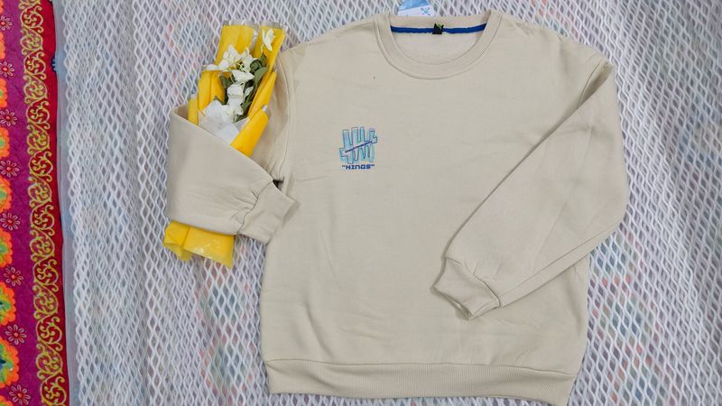 Beige Graphic Print Sweatshirt
