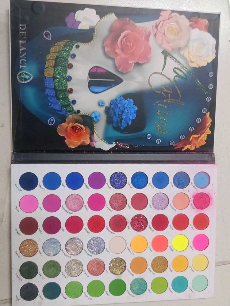 De'Lanci Eyeshadow Palette ( 54 Colours )