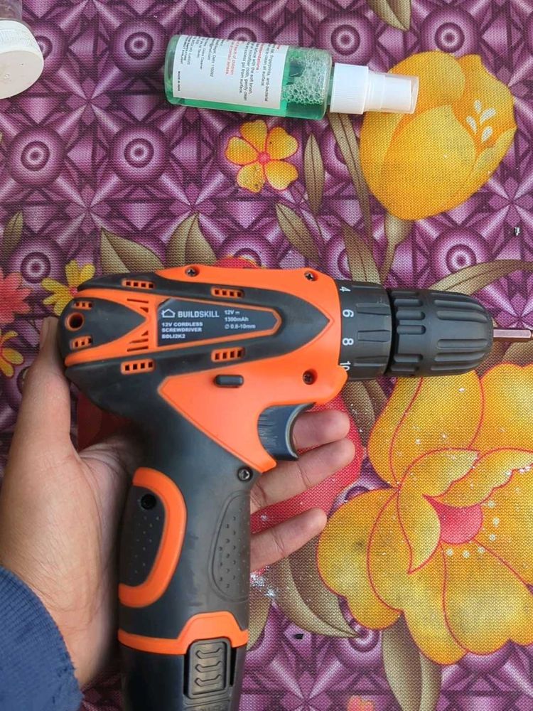 Buildskill Cordless Screwdriver