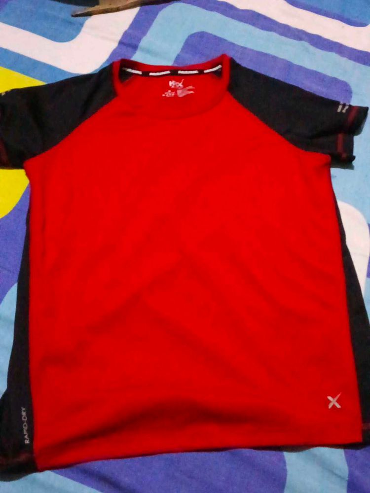 HRX RUNNING Red &amp; Black Athletic T-Shirt
