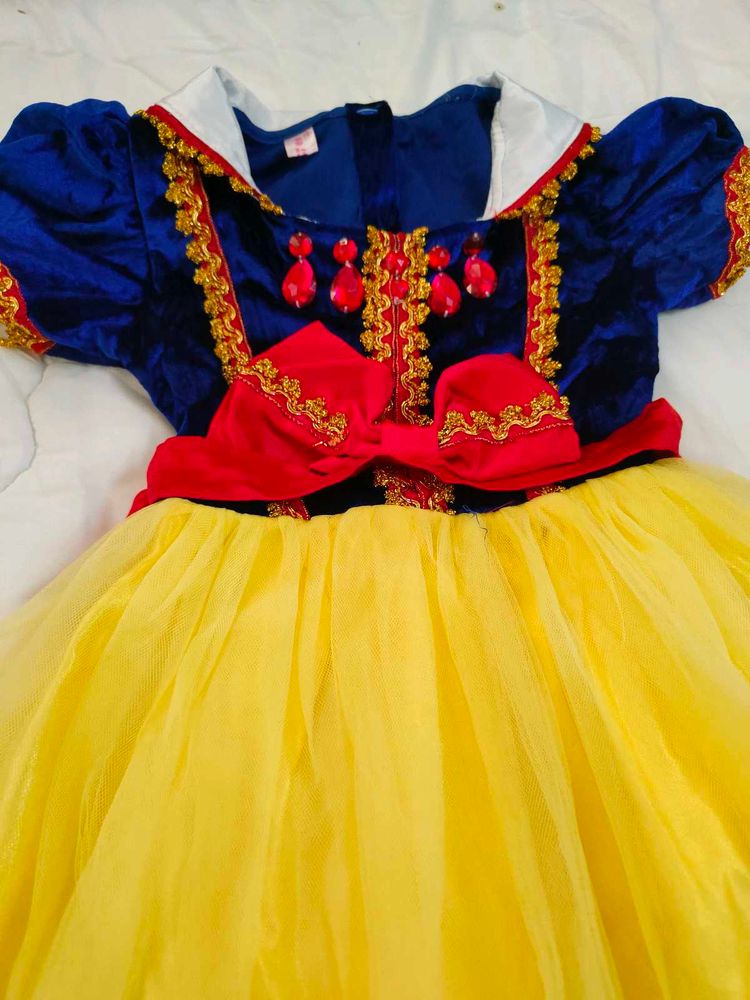 Snow White Dress