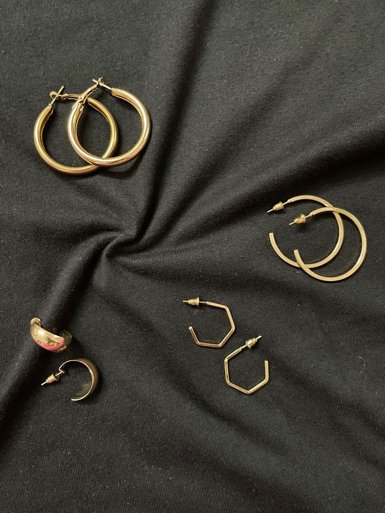Golden Studs Set Of 4 ✨