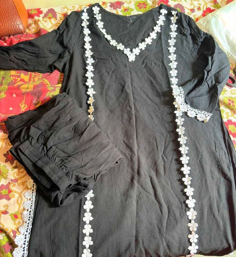 Pakistani Lace Black Kurta Pant Set