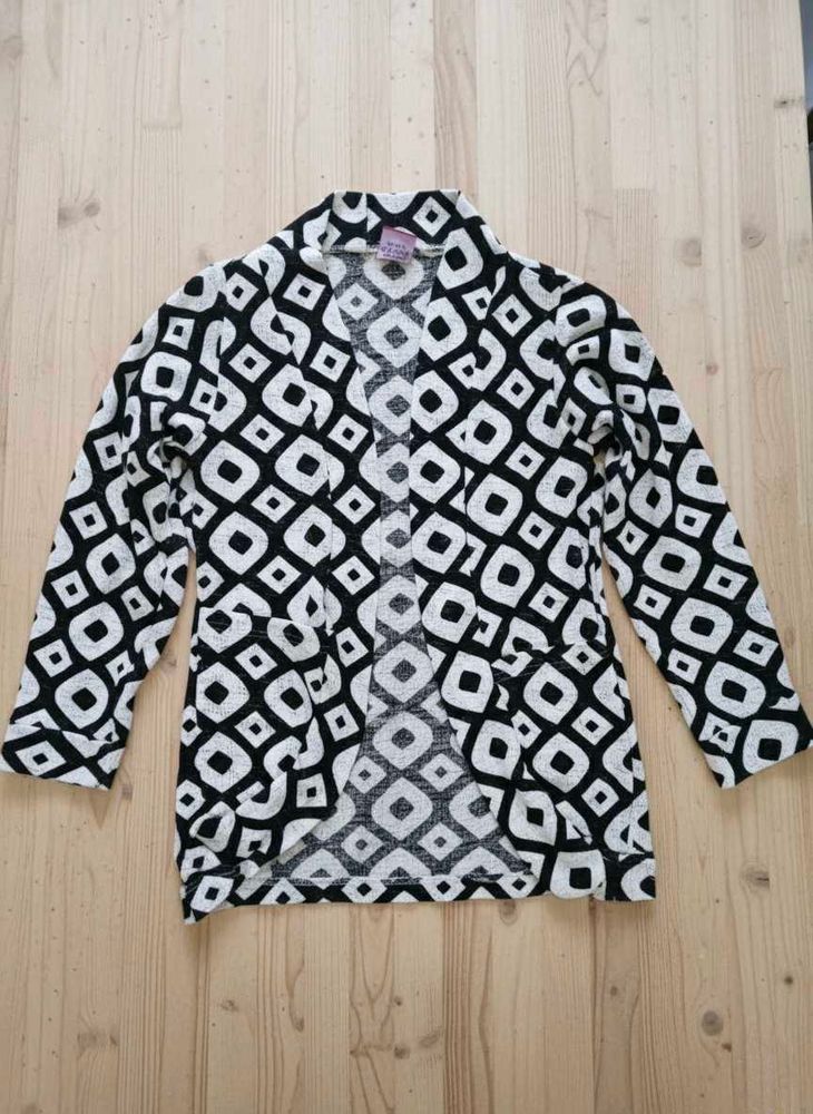 Black &amp; White Geometric Cardigan