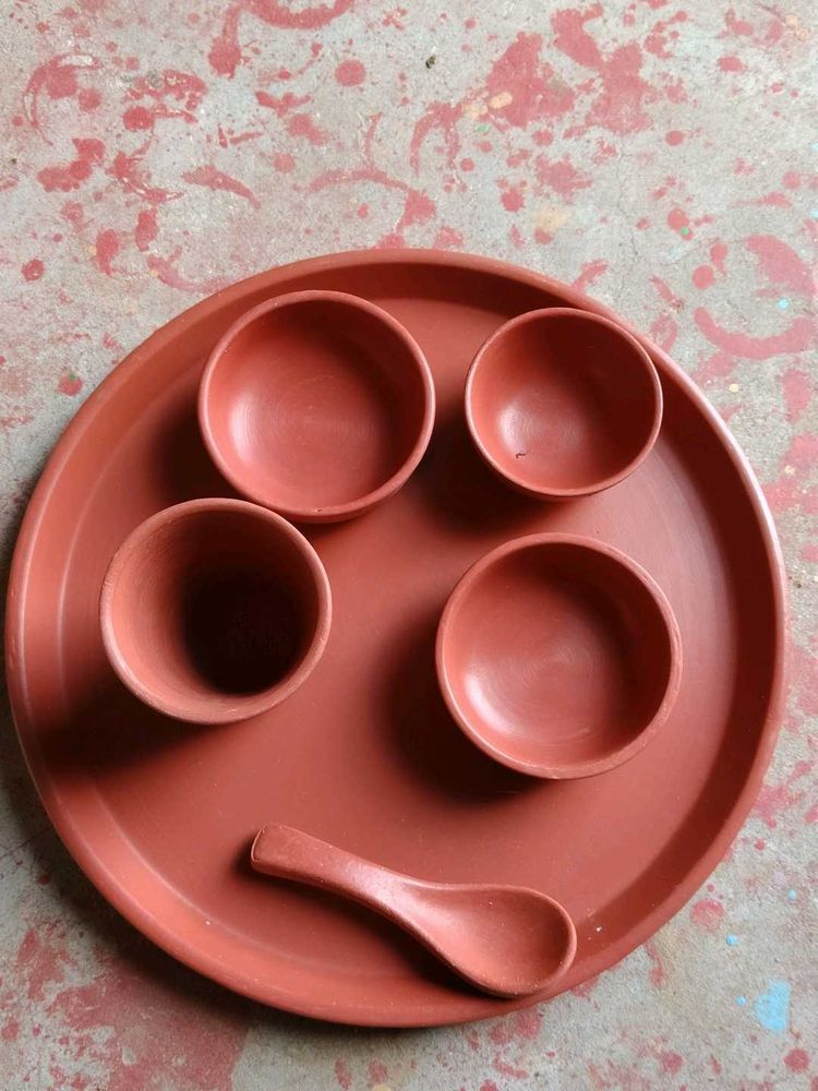 Earthenware Dining Set