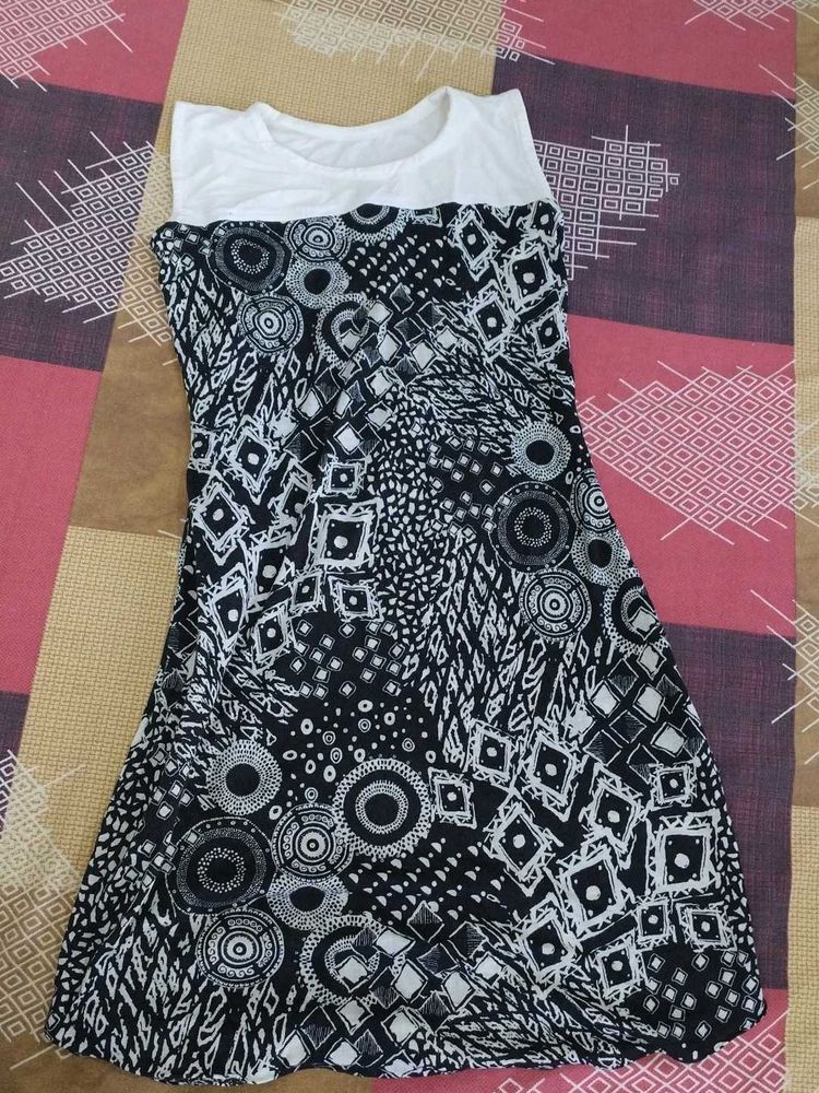 Patterned Casual Dress