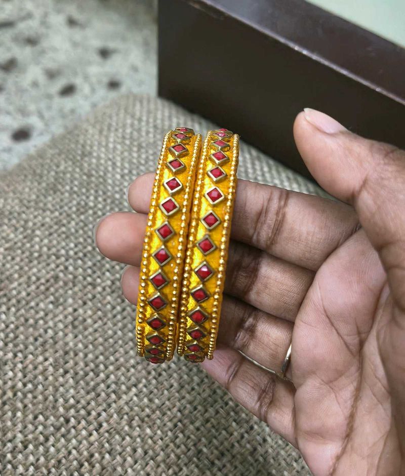 Yellow thread Bangle Set