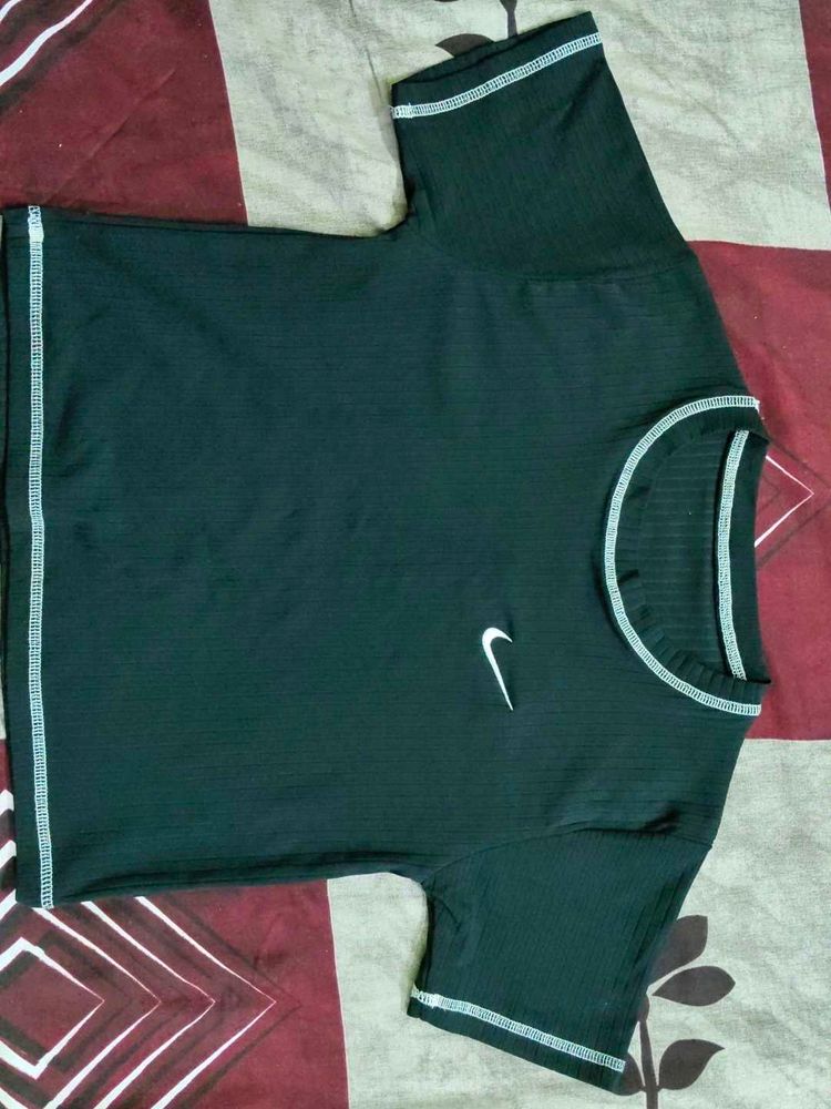 Crop T Shirt