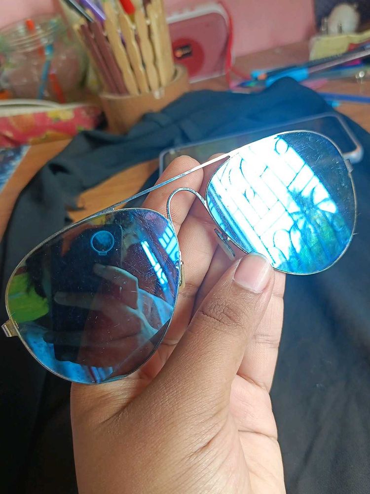 Aviator Sunglasses - Blue Mirrored Lenses