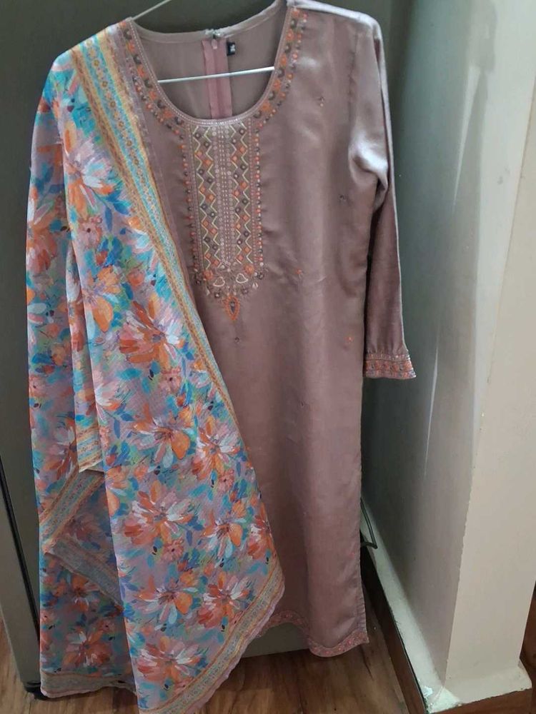 Elegant Salwar Suit Set