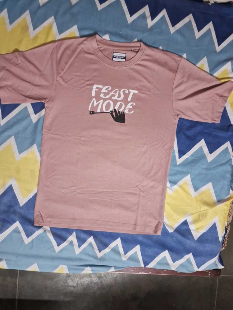 Feast Mode Graphic Tee – Light Mauve |