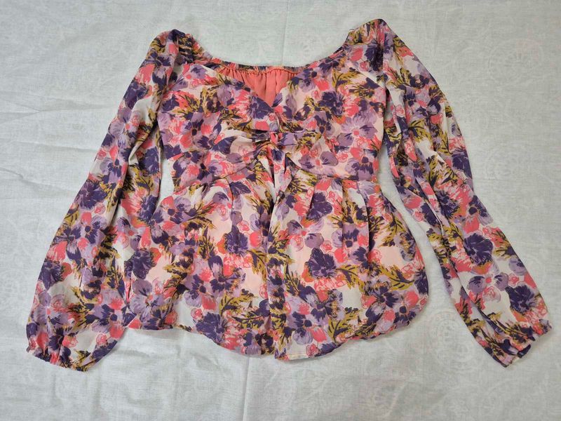 Floral top