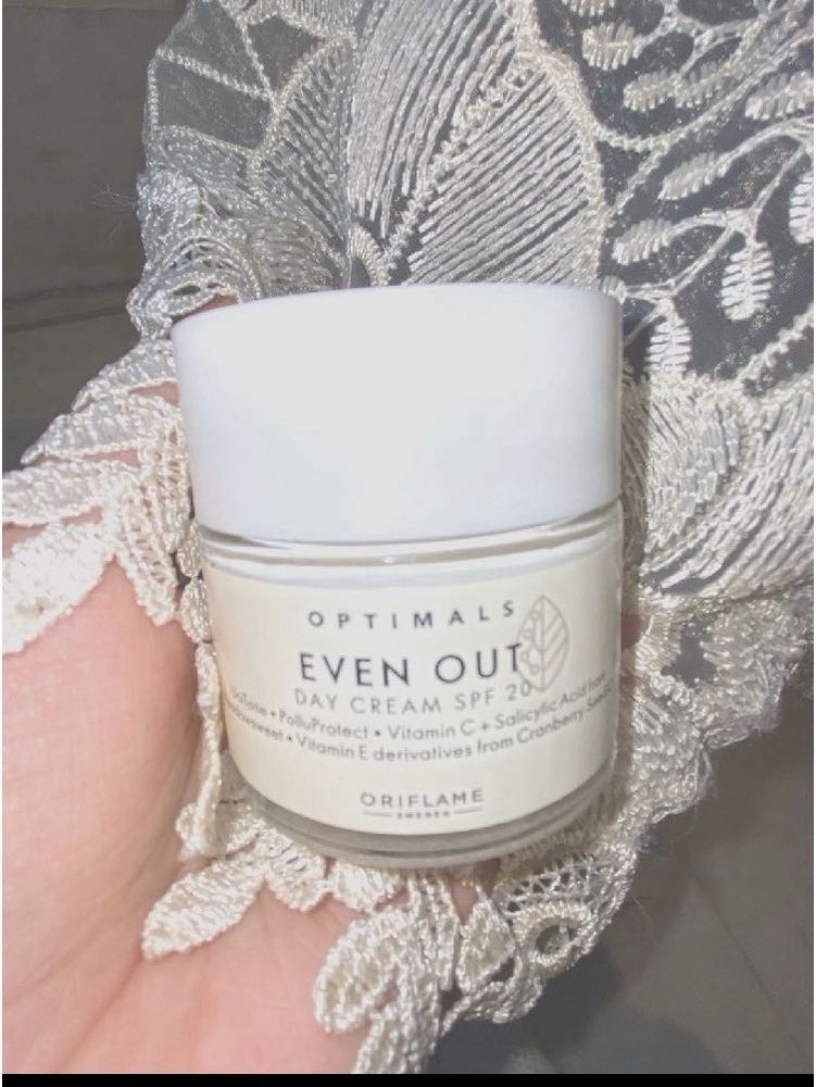 Oriflame Optimals Even Out Day Cream