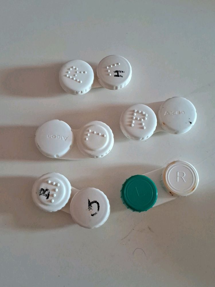 5 Alcon Lense Case Used But In Good Condition