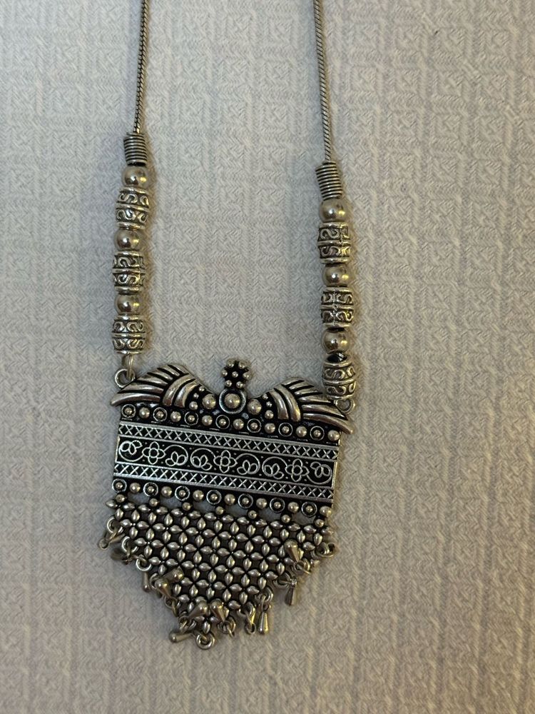 Silver Tone Statement Necklace- Diwali or weddings