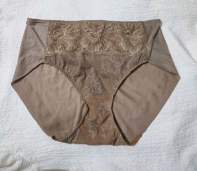 Lace Detail Briefs