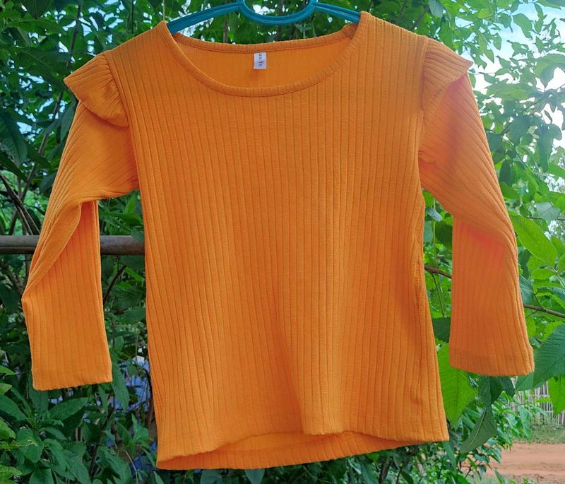 Cute mustard yellow Top